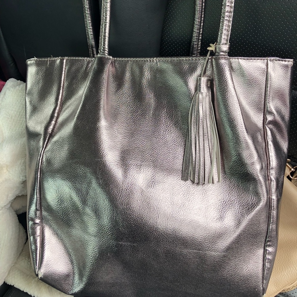 CHI purse